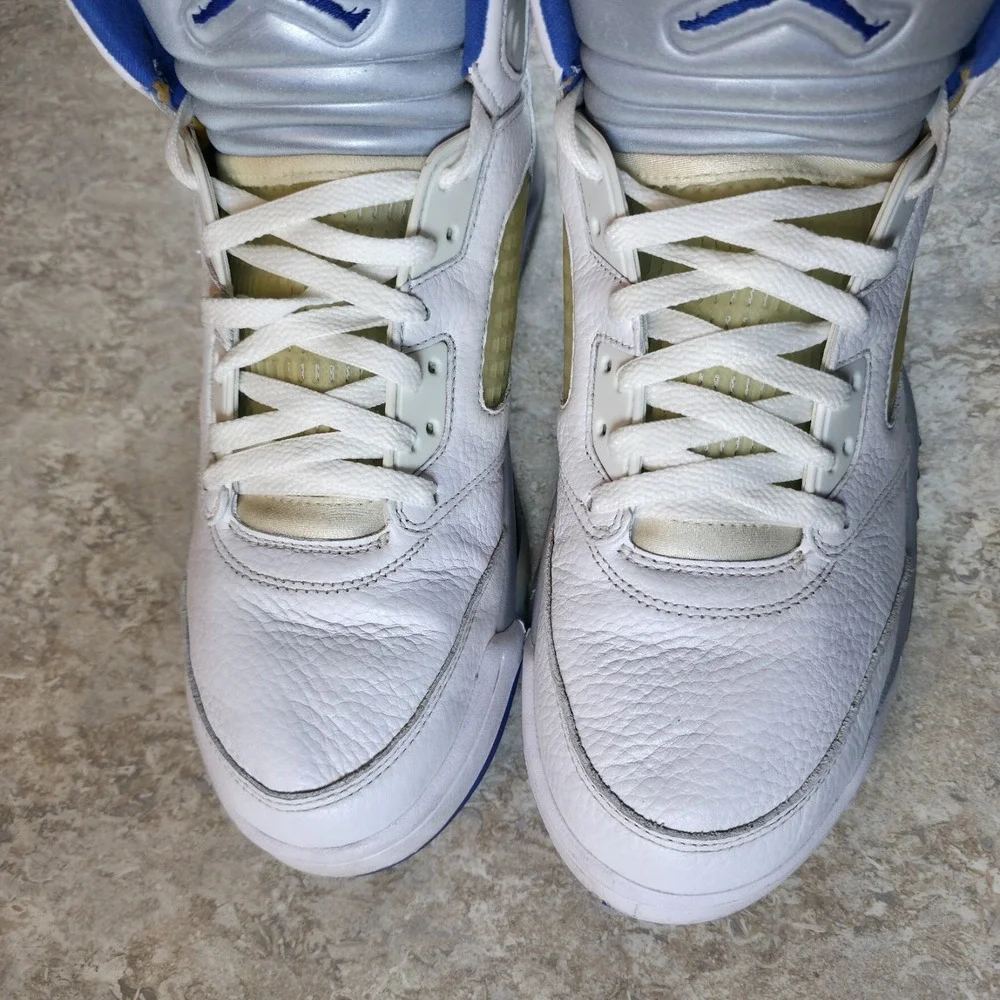 Air Jordan 5 Retro Size 12 Stealth White Hyper Royal DD0587-140 Sneakers Shoes